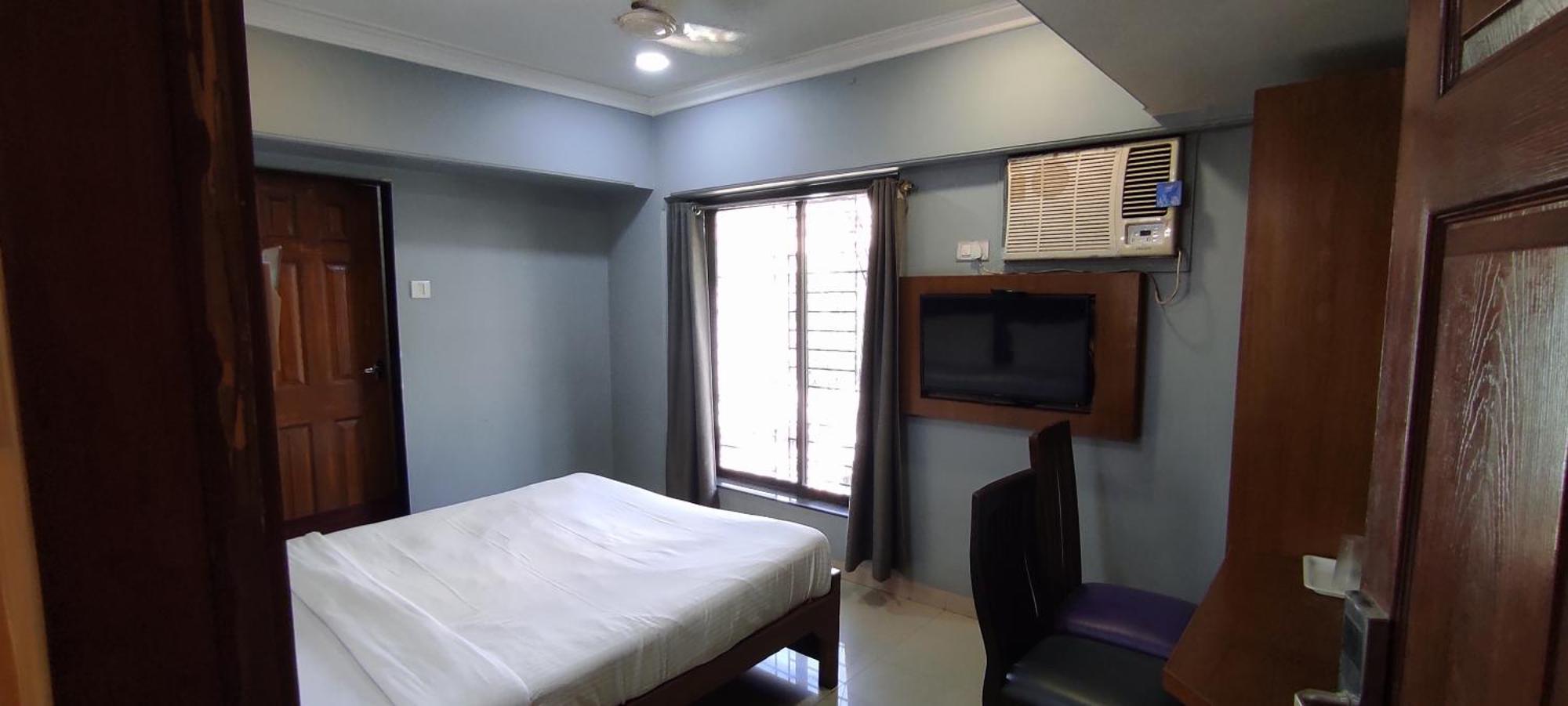 Hotel Cruz Royale Mumbai Dış mekan fotoğraf